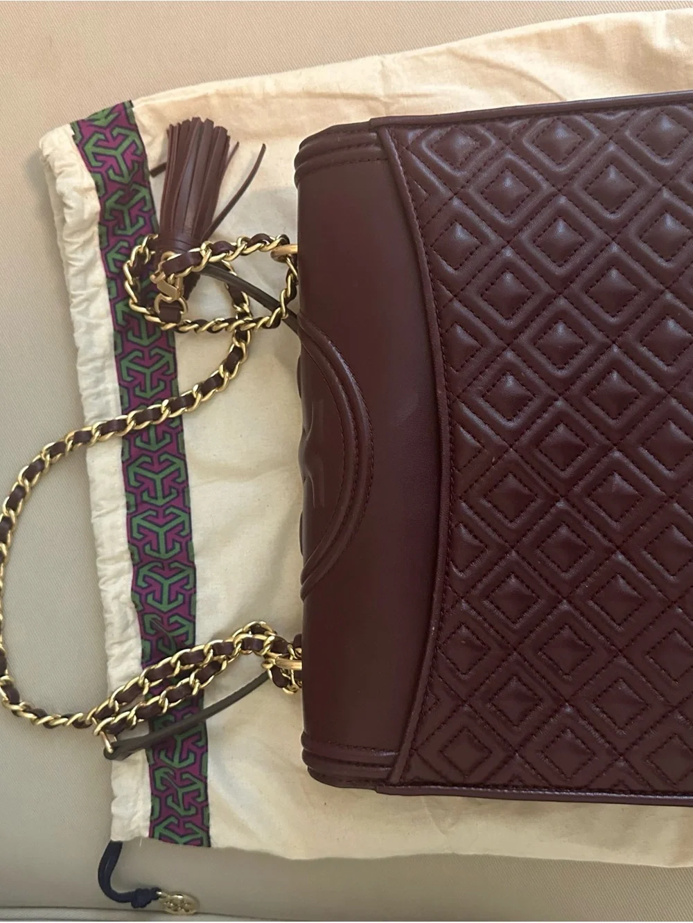 Tory Burch Fleming Quilted Shoulder Bag - Bordeaux